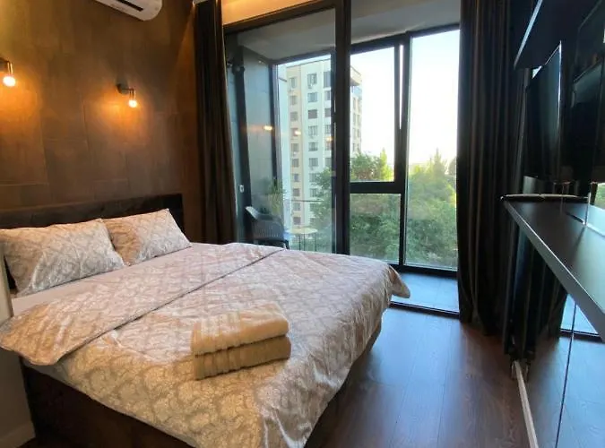 Rentnow Ultracentral Lux Apartment